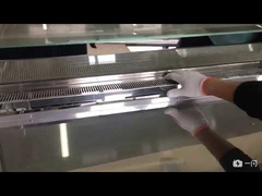 Wartung - Innenreinigung der Vitrine